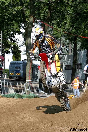 19_Josh_Wheelie.jpg